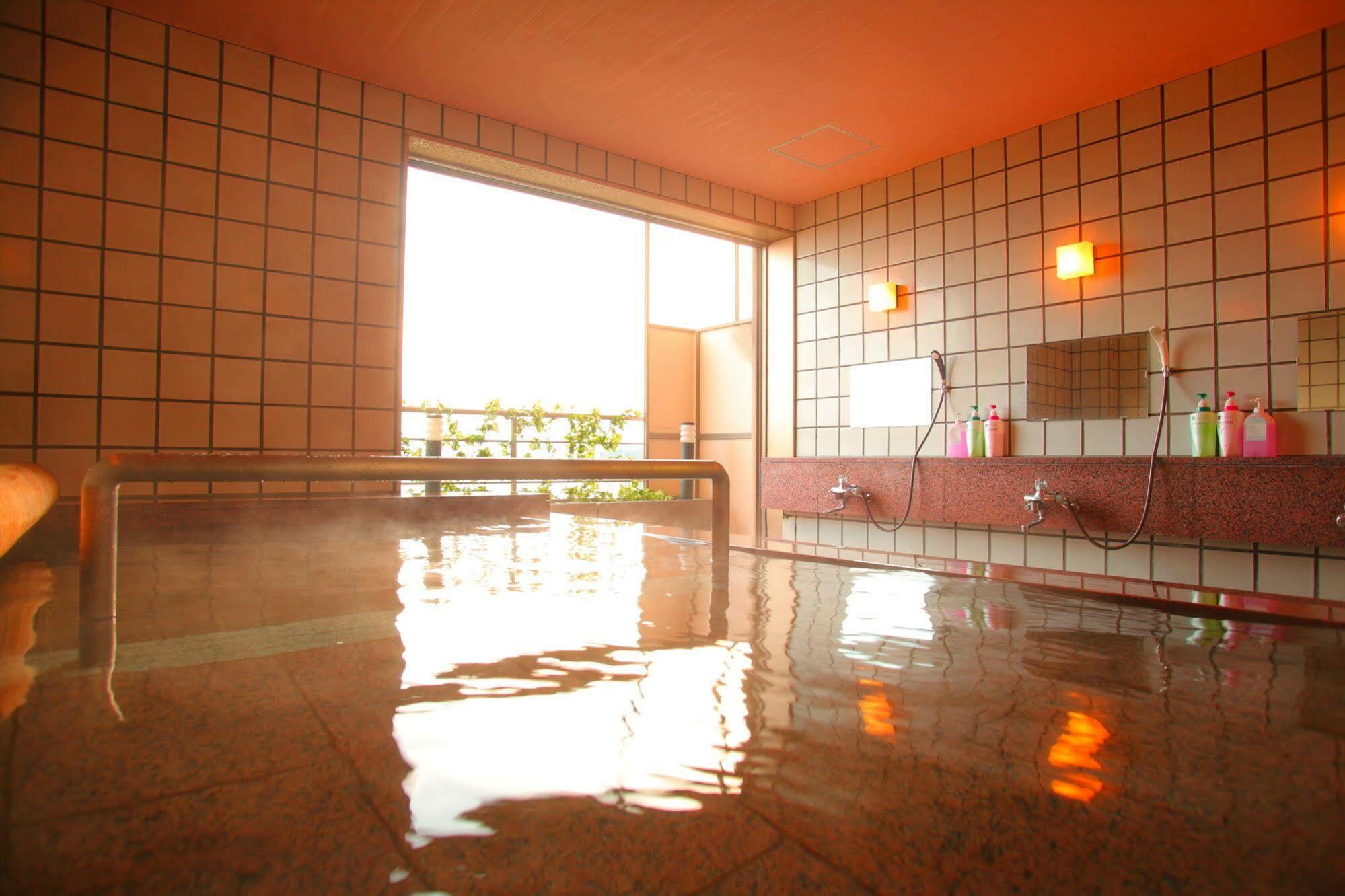 ฮิมิ ออนเซนเกียว เอะอิโฮะกะกุ Hotel ภายนอก รูปภาพ