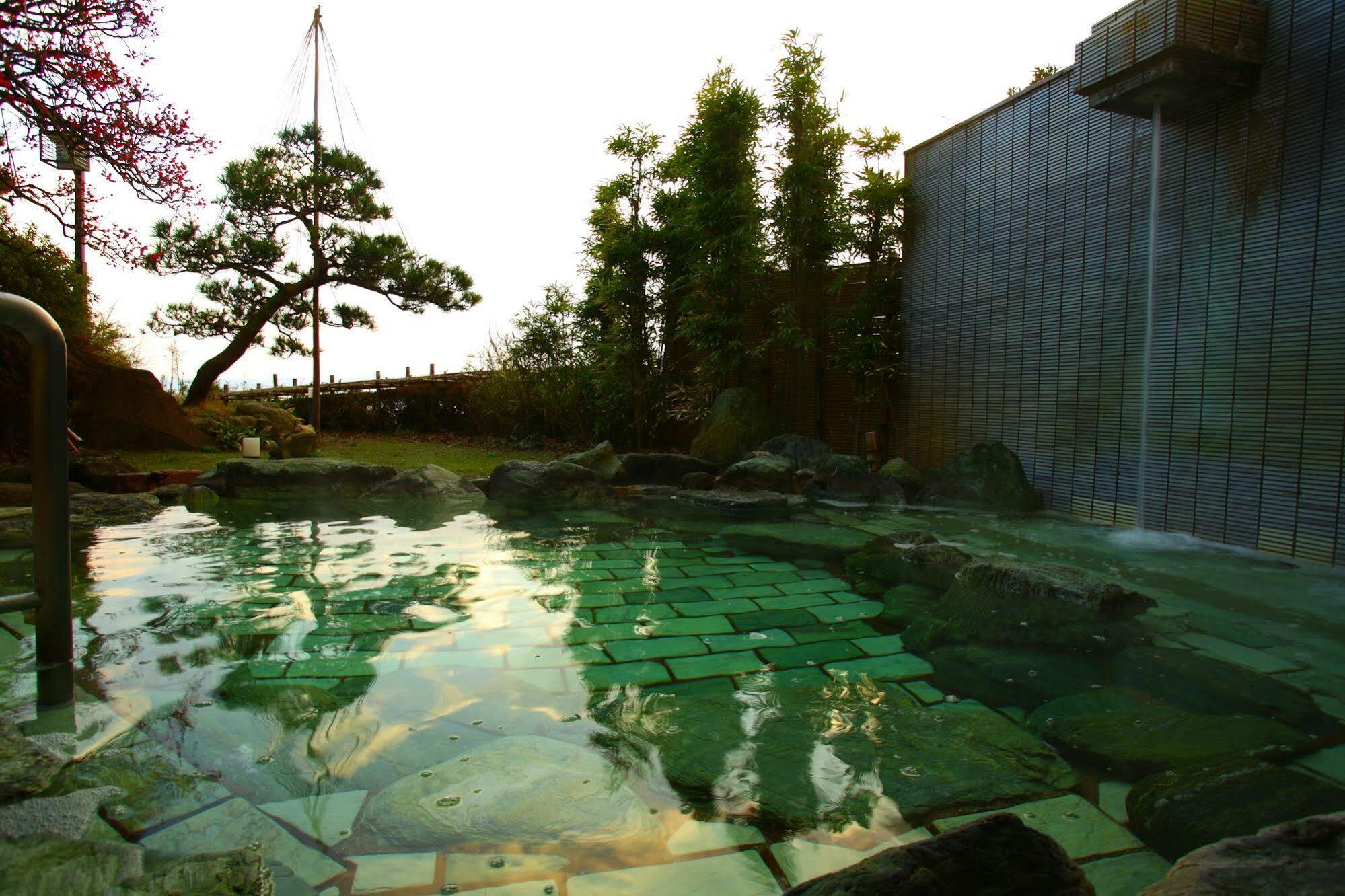 ฮิมิ ออนเซนเกียว เอะอิโฮะกะกุ Hotel ภายนอก รูปภาพ